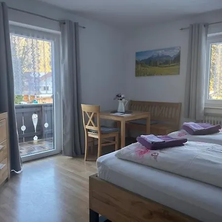 Guest house Gaestehaus Lehnerer 3*