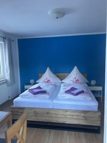 Gaestehaus Lehnerer בית הארחה 3*